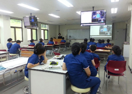 lab simulation debriefing